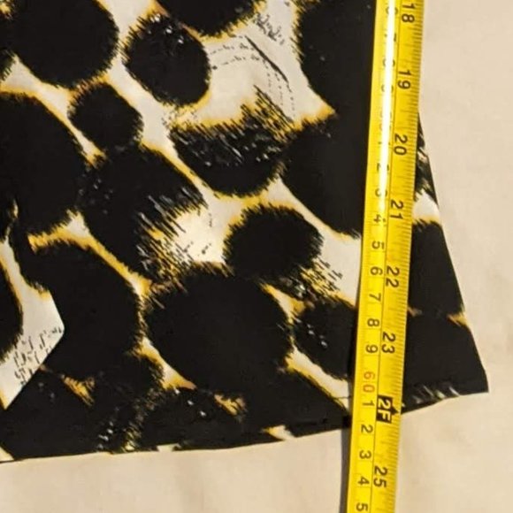 Kasper Sleeveless Top with Tie size L Black, Yellow, and White - Picture 8 of 10